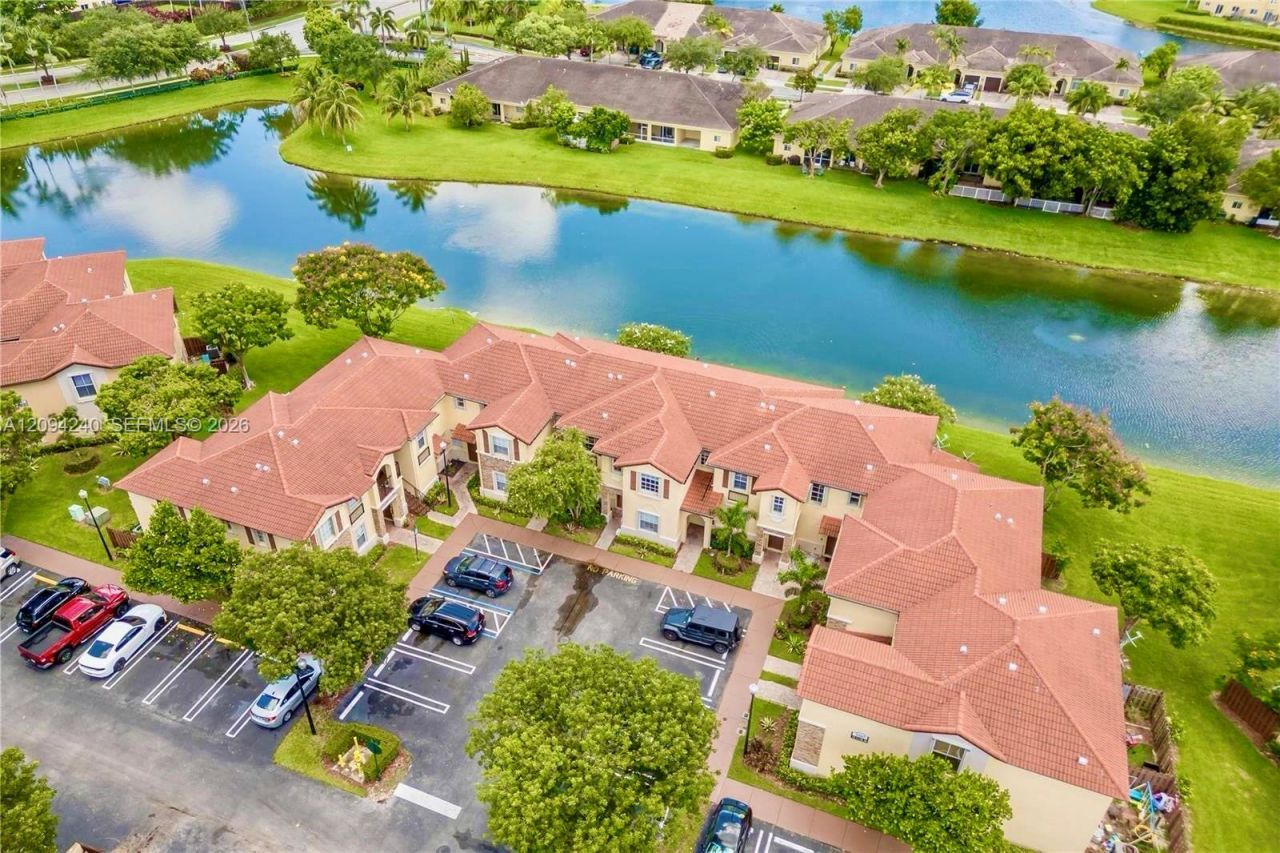3370 NE 13th Cir Dr, Unit 106-20, Homestead, FL 33033 Photo