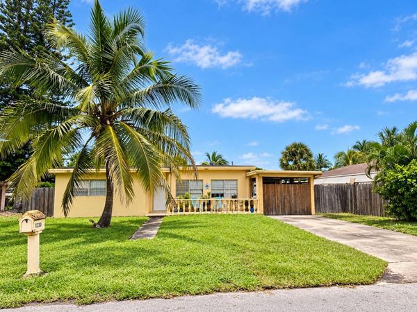 2205 NE 4th Court, Boynton Beach, FL 33435