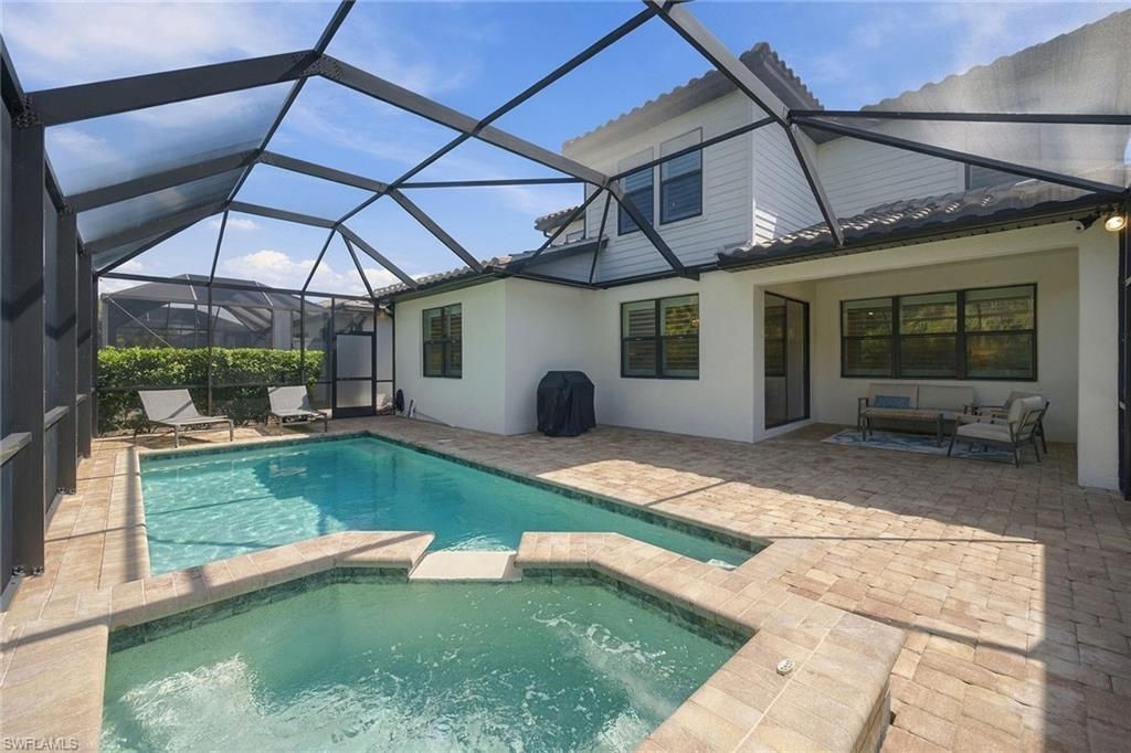 6825 Greenbriar Ct , Naples, FL 34114 Photo