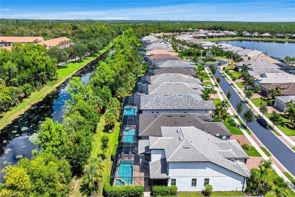6825 Greenbriar Ct , Naples, FL 34114 Photo