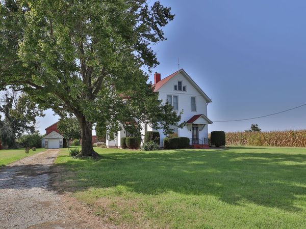 5017 N 72nd Street, Quincy, IL 62305
