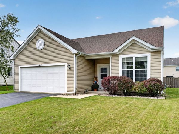 1611 Balboa Drive , Minooka, IL 60447
