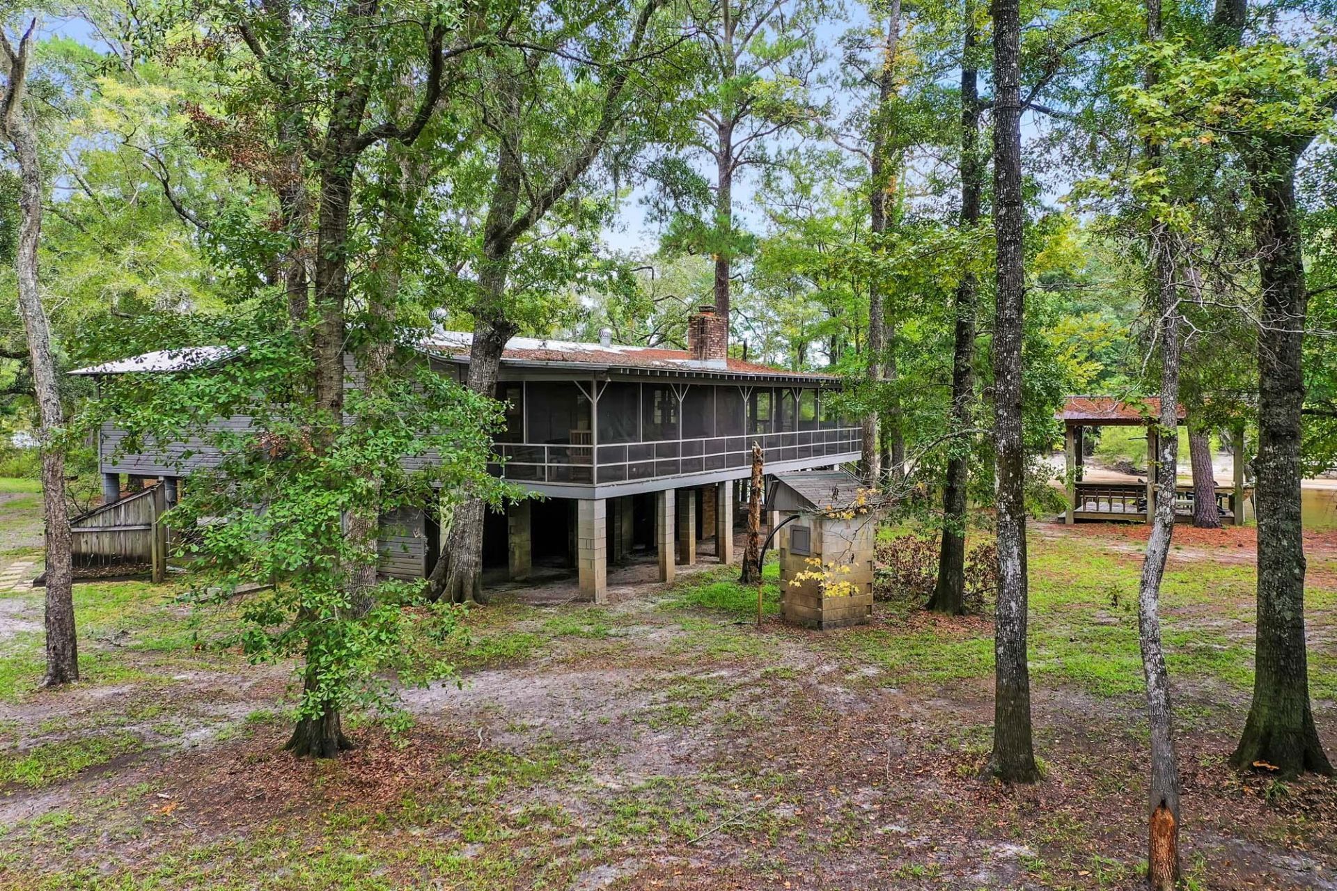 7884 Peirce Road Photo 12