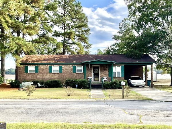 517 Whitehall Street, Vienna, GA 31092