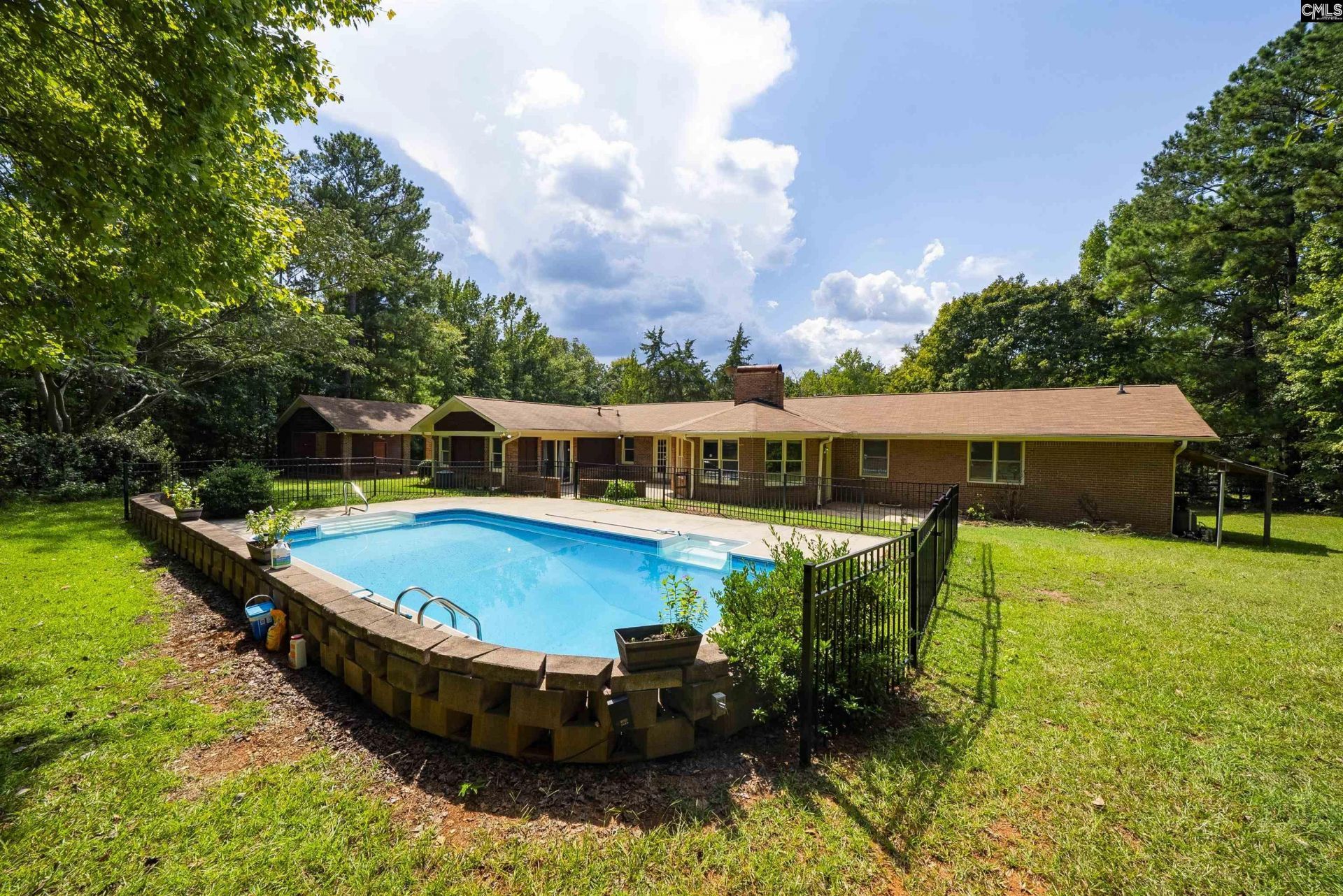 12 Dennis Lane  Photo 64