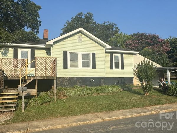 326 Mayflower Avenue, Cramerton, NC 28032