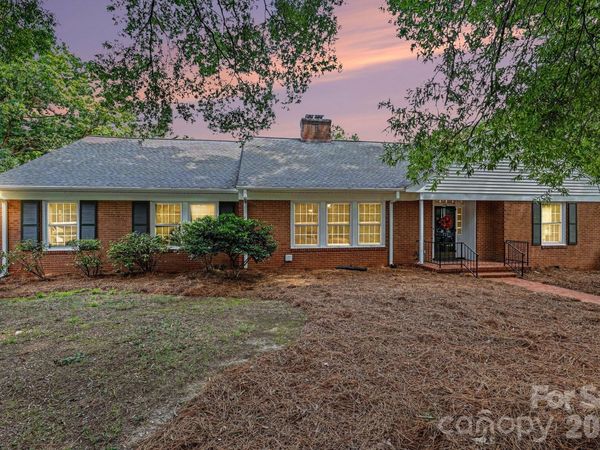 720 Oakmont Drive , Asheboro, NC 27205