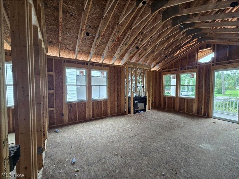 318 Delta Way, Elyria, OH 44035 Photo 2