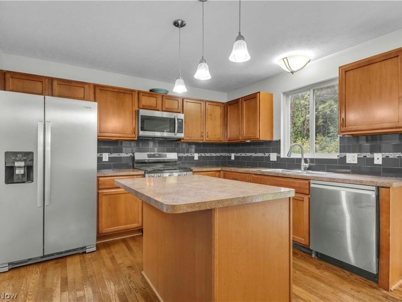 9812 Seton Drive, Olmsted Township, OH 44138 Photo 15