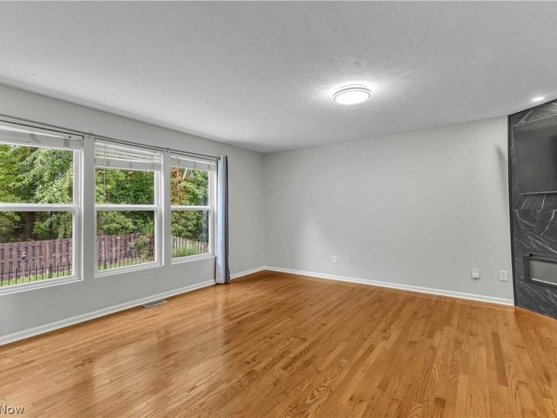 9812 Seton Drive, Olmsted Township, OH 44138 Photo 24