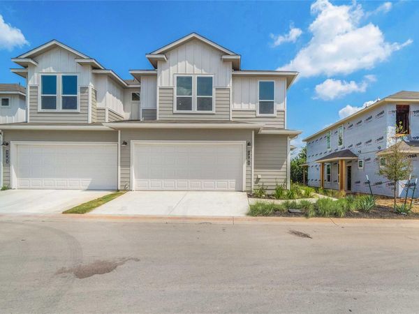 1701 Roseburg DR, Austin, TX 78754