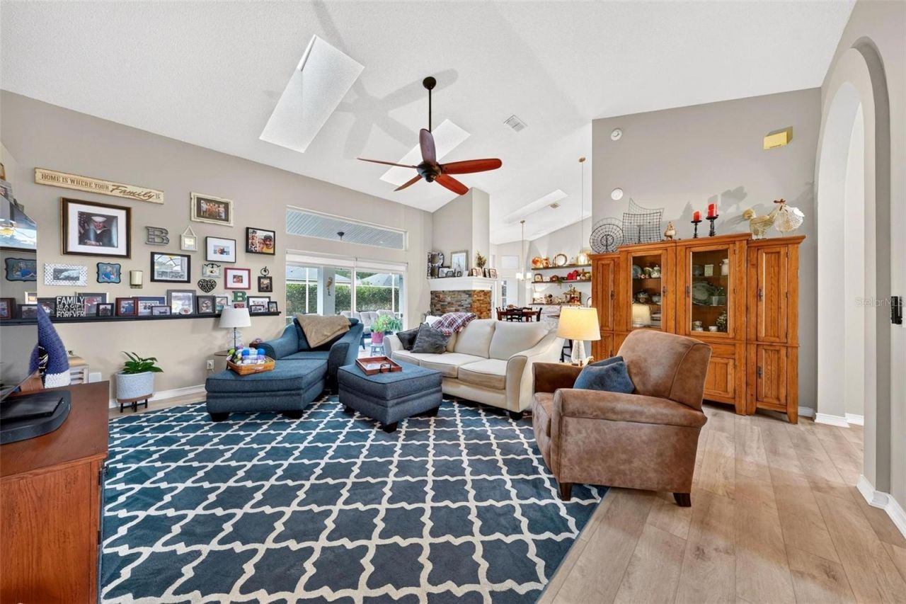 919 Ridge Spring Court , Apopka, FL 32712 Photo