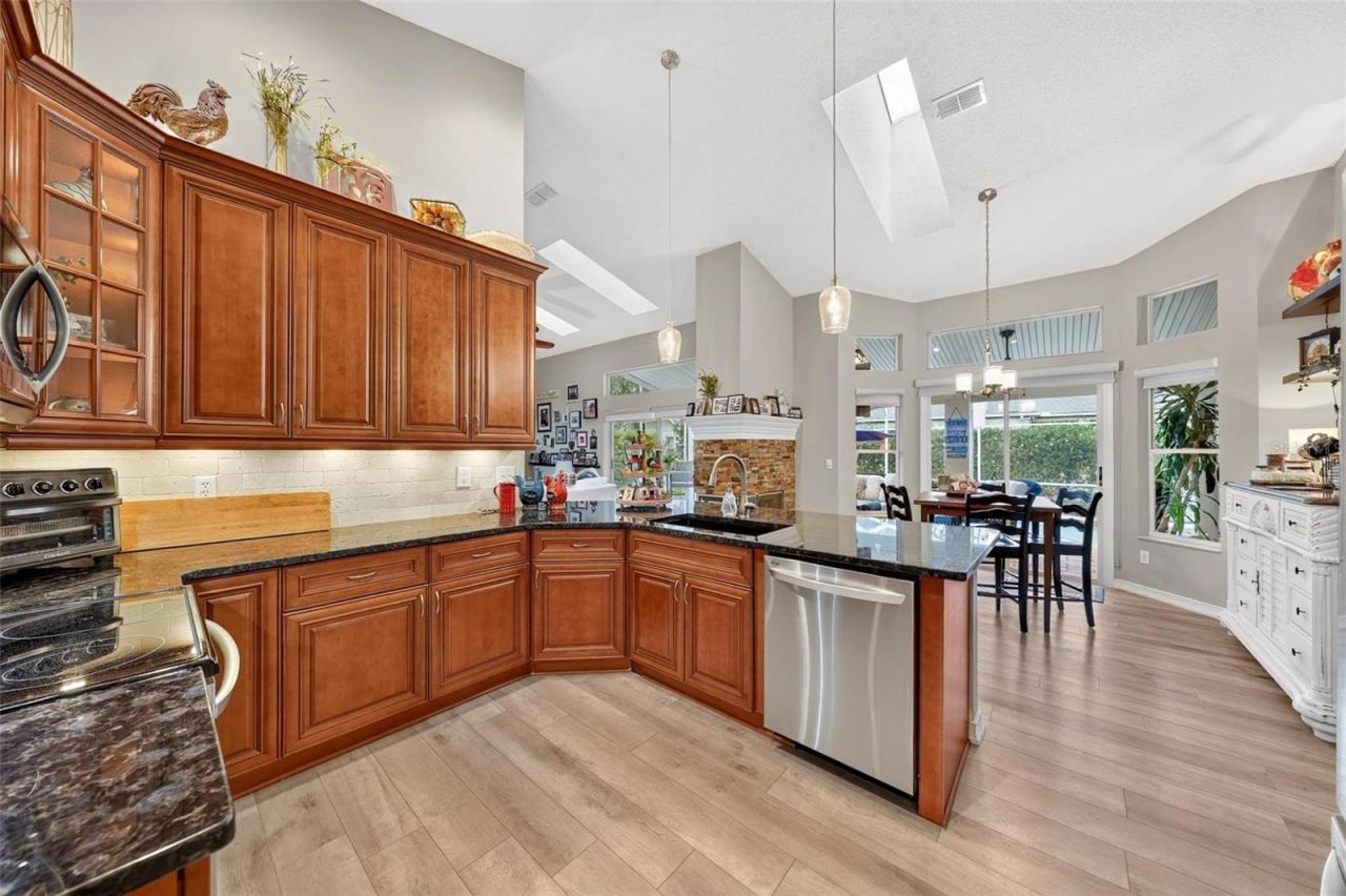 919 Ridge Spring Court , Apopka, FL 32712 Photo