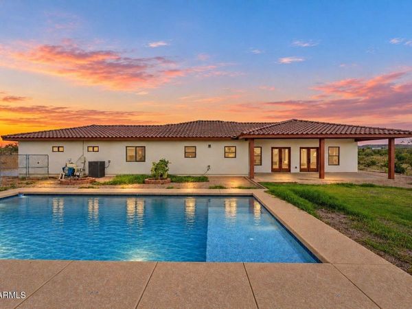 955 THUNDER ROCK Road, Wickenburg, AZ 85390