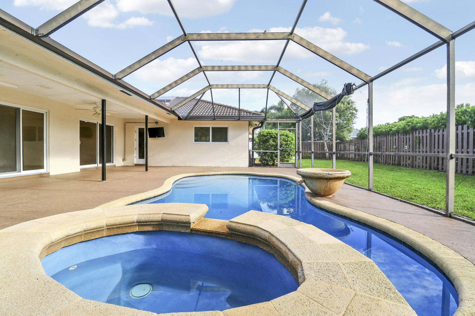 100 SW 15th Court, Boca Raton, FL 33486 Photo