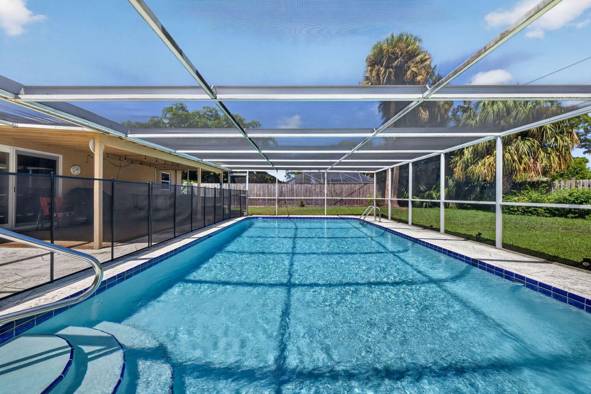 921 SE Flamingo Avenue, Stuart, FL 34996 Photo