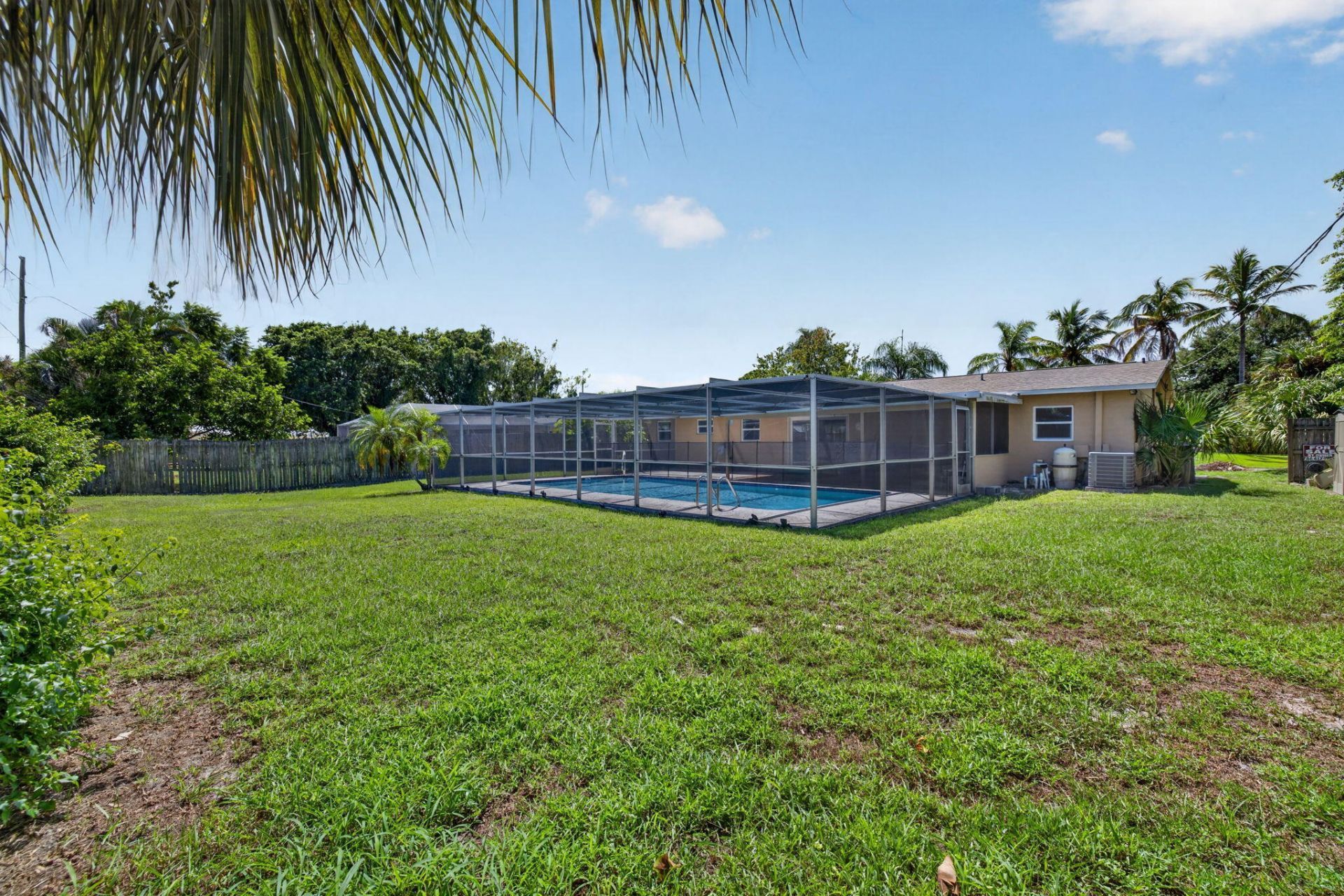 921 SE Flamingo Avenue, Stuart, FL 34996 Photo