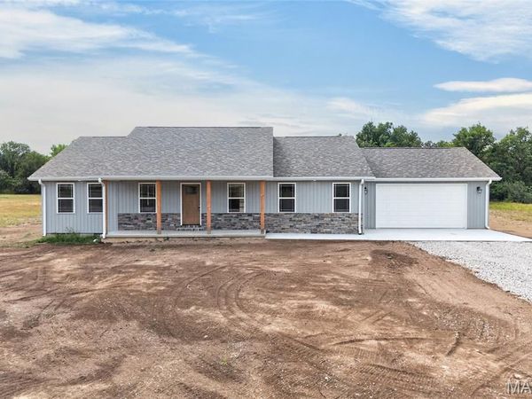 31125 Old Highway 5 , Lebanon, MO 65536