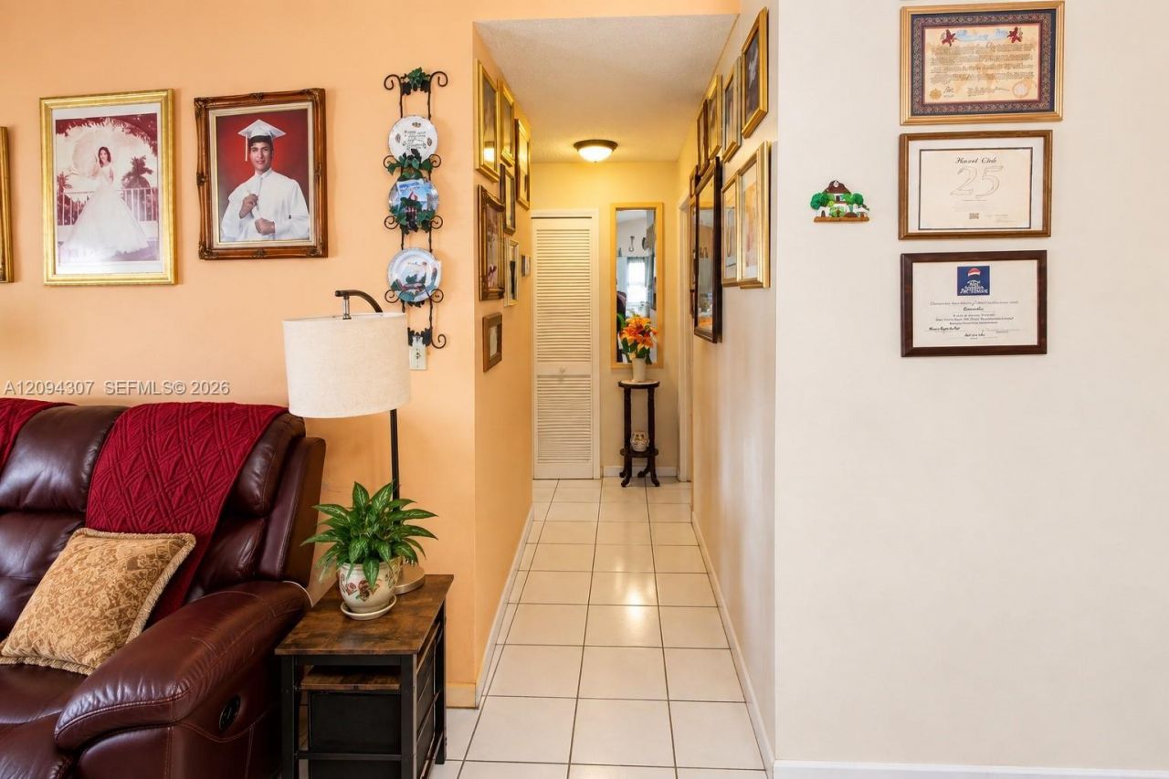 2421 SW 142nd Pl , Miami, FL 33175 Photo