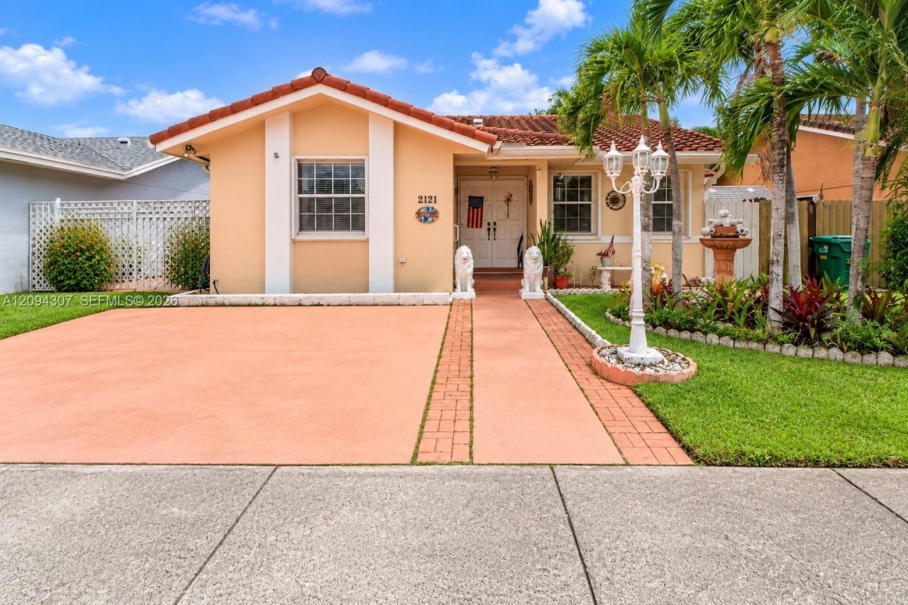 2421 SW 142nd Pl , Miami, FL 33175 Photo