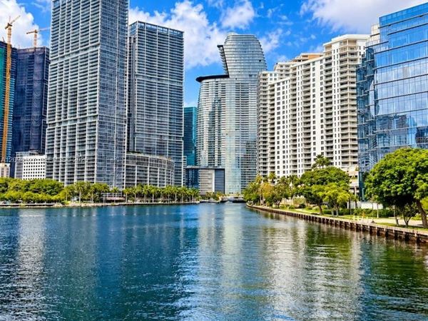 801 Brickell Key Blvd, Unit 2108, Miami, FL 33131