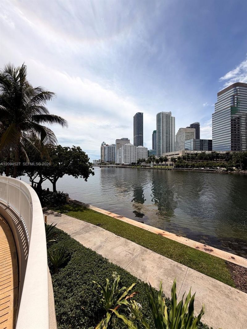 801 Brickell Key Blvd, Unit 2108, Miami, FL 33131 Photo