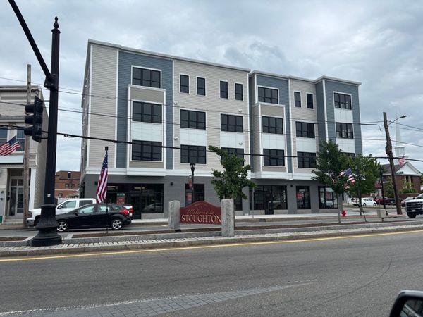 760 Washington St, Unit 403, Stoughton, MA 02072