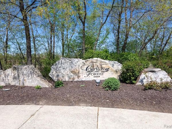 28443 CARLTON WAY Drive , Novi, Mi 48377
