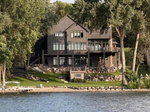 16264 Lakeside Avenue SE, Prior Lake, MN 55372