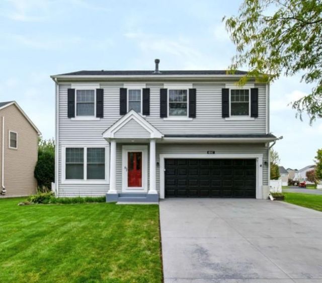 8547 Kirkwood Lane N, Maple Grove, MN 55369 Main Photo