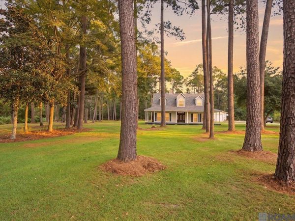 17580 M Guitreau Lane, Livingston, LA 70754