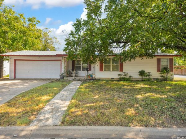 406 Bluebonnet Dr, Kerrville, TX 78028
