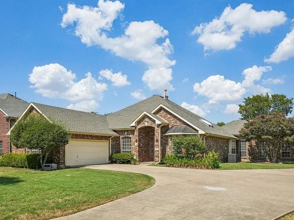 257 Love Bird Lane, Murphy, TX 75094