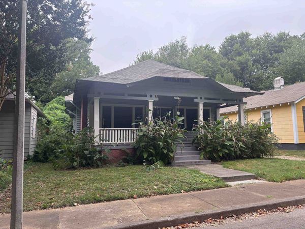 1053 FLEECE PL, Memphis, TN 38104