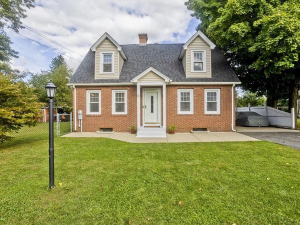 54 Mero St, Ludlow, MA 01056