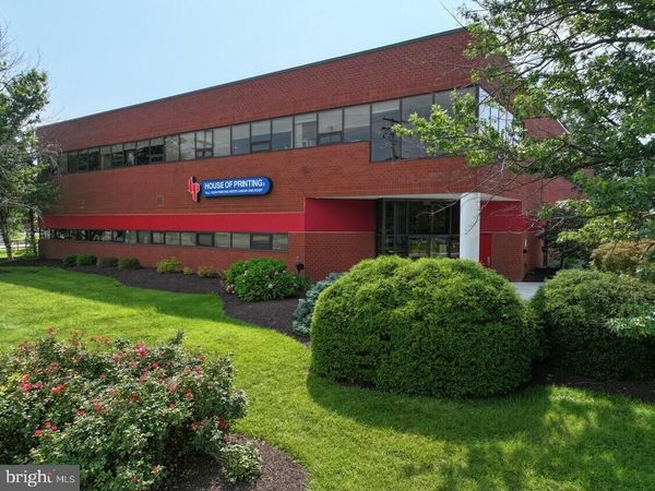 15401 OLD COLUMBIA PIKE , BURTONSVILLE, MD 20866