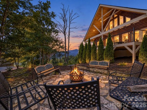 167 Hawks Nest Trail , Lake Lure, NC 28746