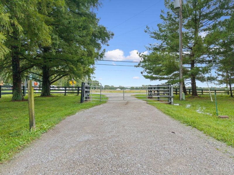 1792 St Rt 131, Miami Township, OH 45150 Photo 3