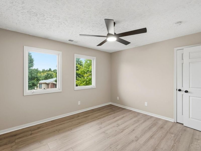 5323 North Bend Crossing, Green Township, OH 45247 Photo 21