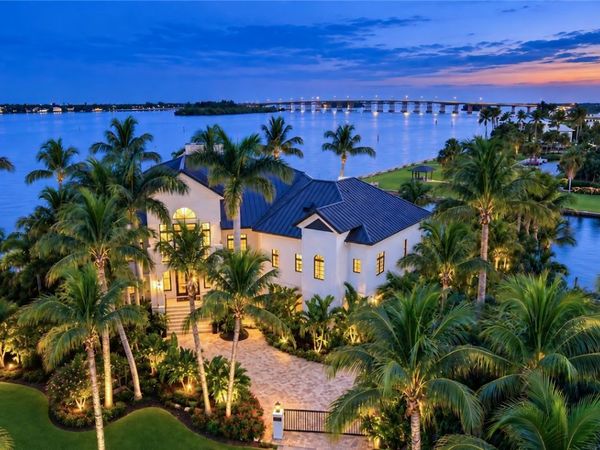 1 Sailfish Road , Vero Beach, FL 32960