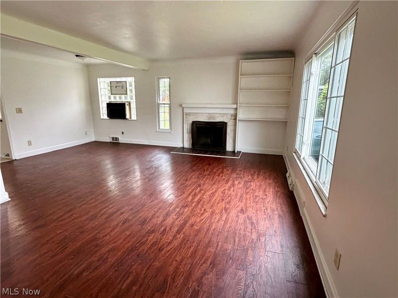 6956 Columbia Road, Olmsted Township, OH 44138 Photo 11
