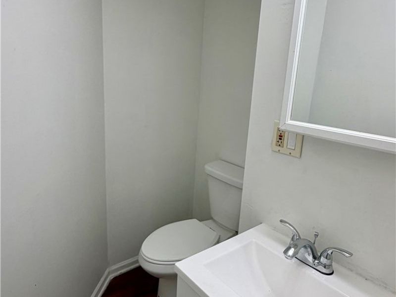 6956 Columbia Road, Olmsted Township, OH 44138 Photo 20