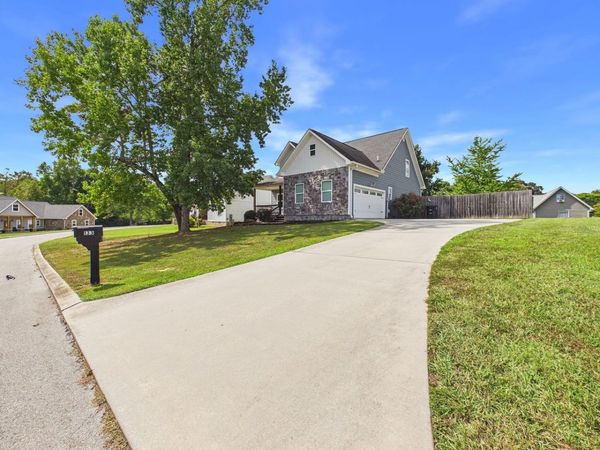 133 Timber Creek Dr , Athens, TN 37303