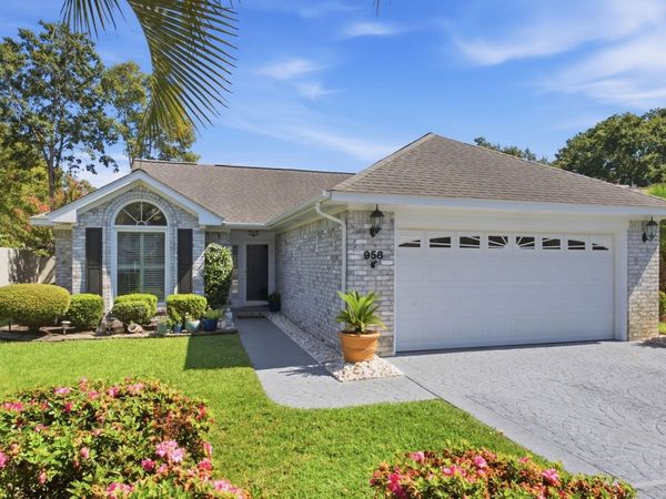 958 Courtyard Dr. , Myrtle Beach, SC 29577