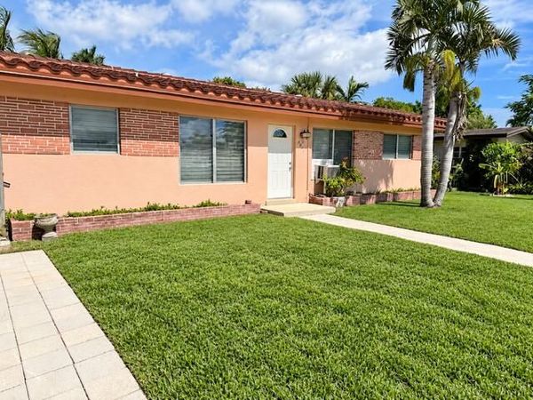 5051 SW 10TH Street, Plantation, FL 33317