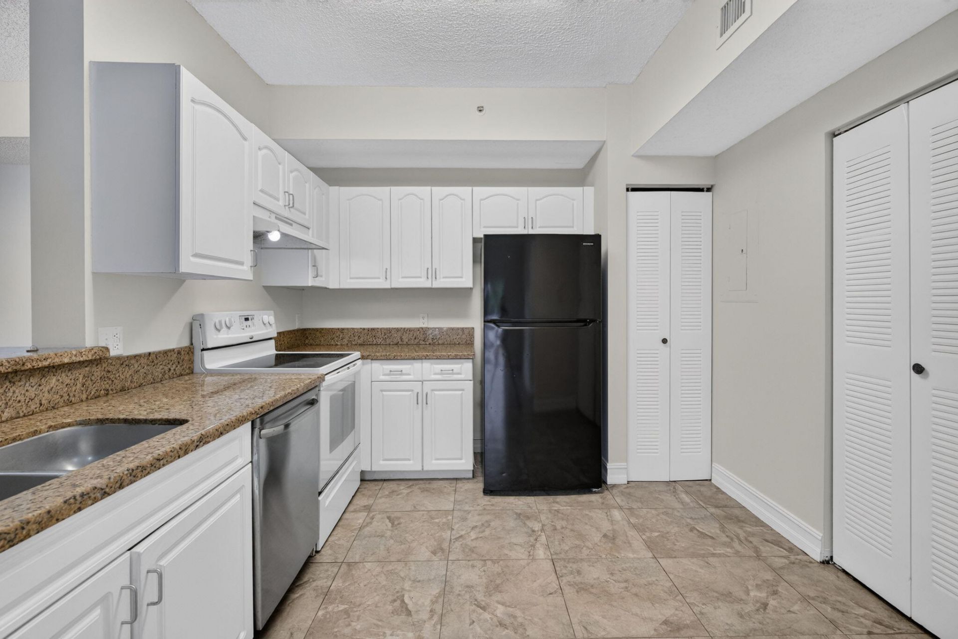 6960 SW 39th Street, Unit 207e, Davie, FL 33314 Photo