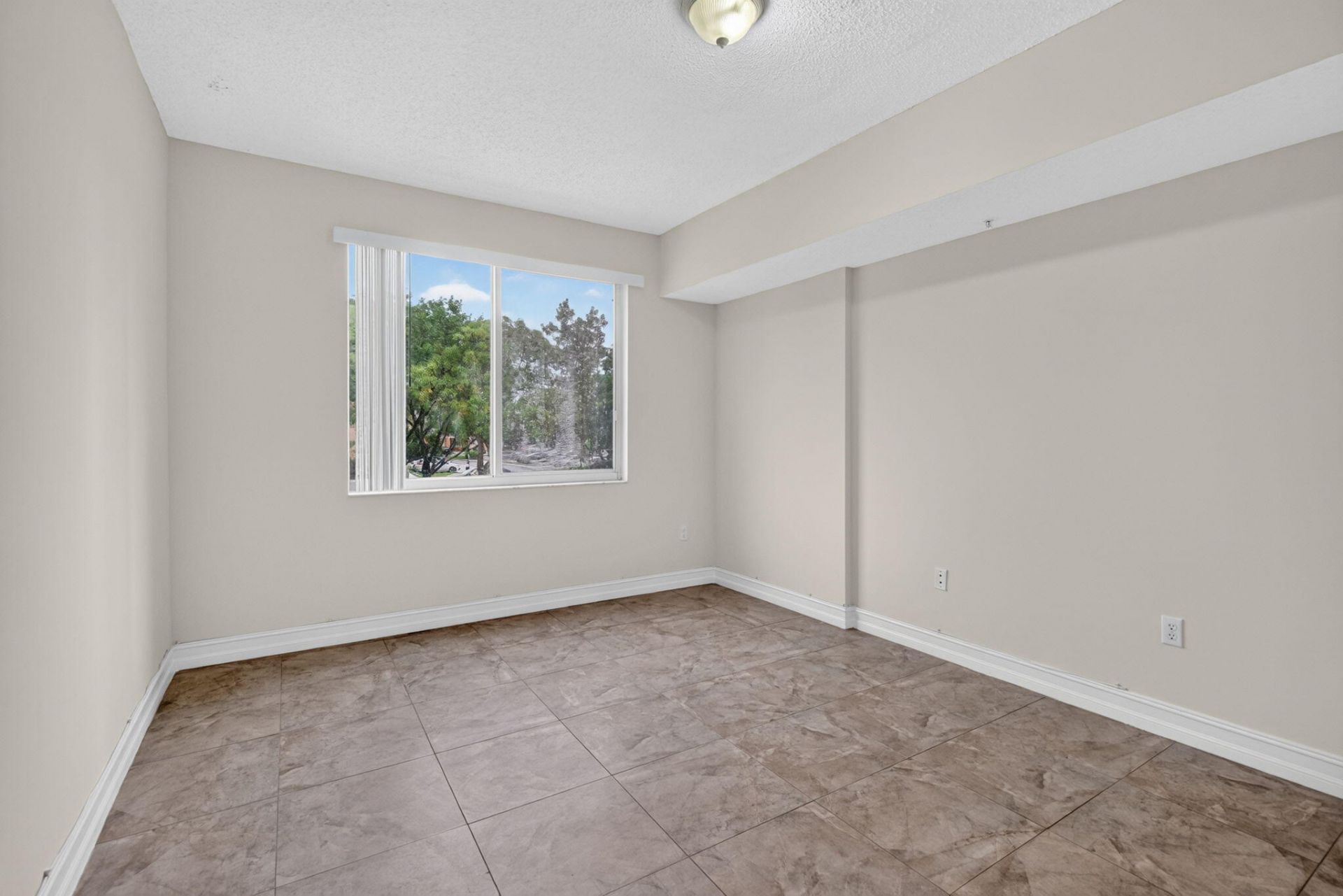 6960 SW 39th Street, Unit 207e, Davie, FL 33314 Photo