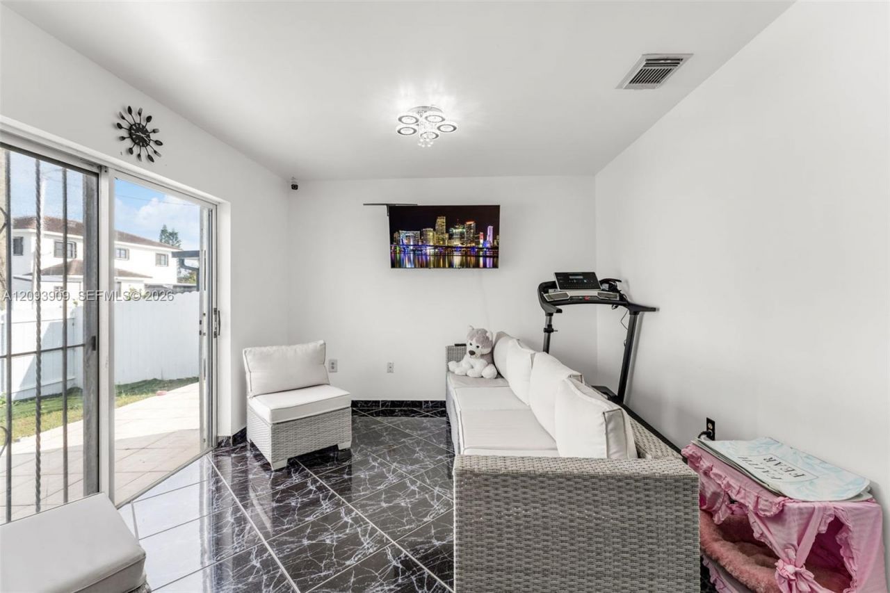 15815 SW 299th Ter , Homestead, FL 33033 Photo