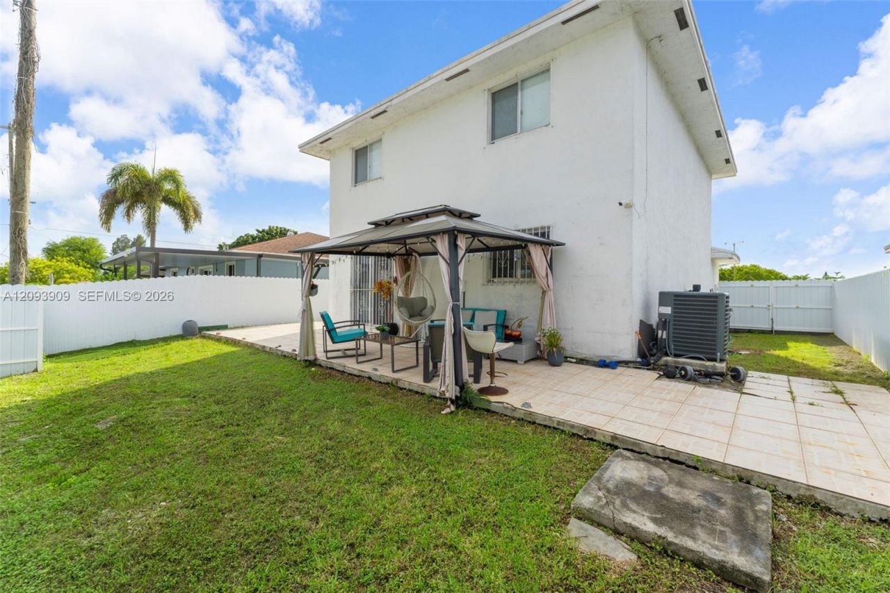 15815 SW 299th Ter , Homestead, FL 33033 Photo