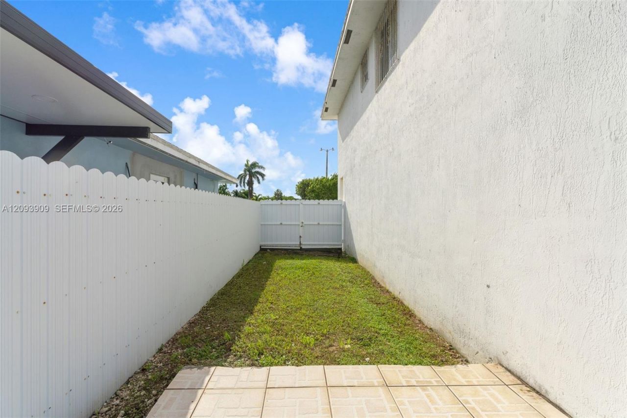 15815 SW 299th Ter , Homestead, FL 33033 Photo
